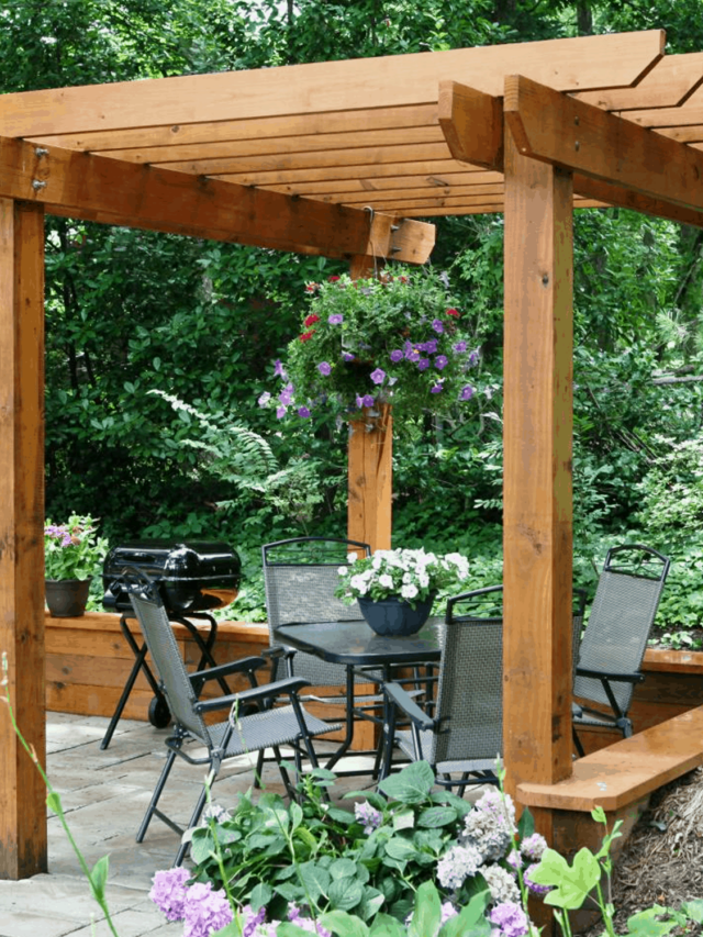 15 Charming Pergola Ideas That Will Help You Create a Backyard Oasis